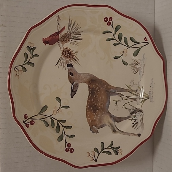 Set of 4 Better Homes and Gardens Heritage Collection Plates - Picture 2 of 16